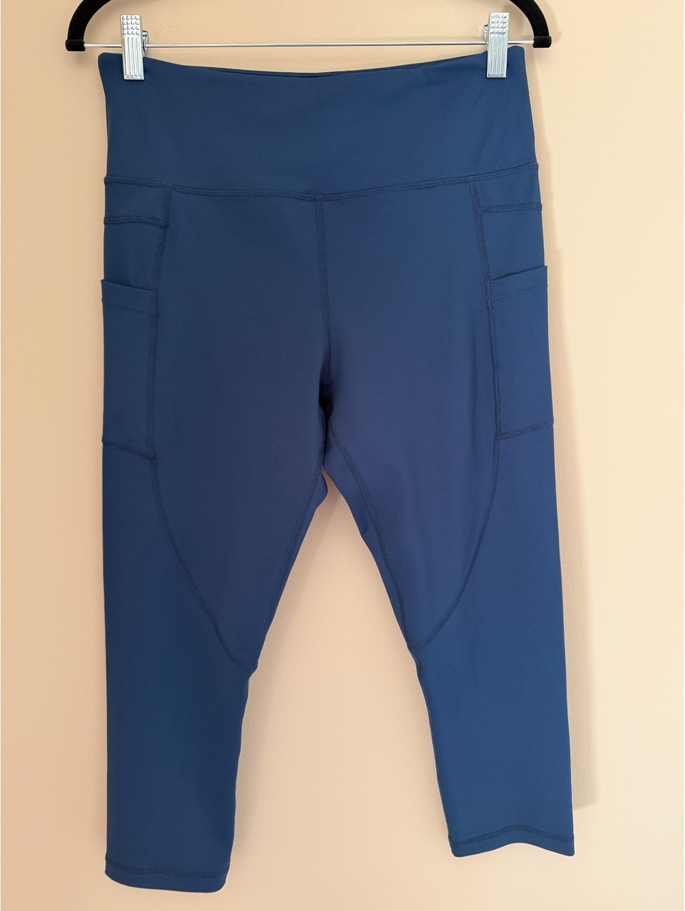 Zyia Active Sz 12 Capri leggings w/ pockets